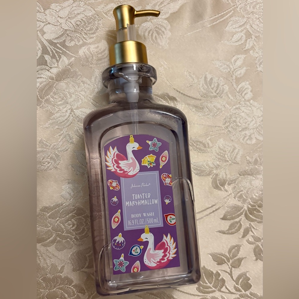 Johnson Parker Toasted Marshmallow Body Wash 16.9 oz Pump Bottle (NEW) - Picture 2 of 3